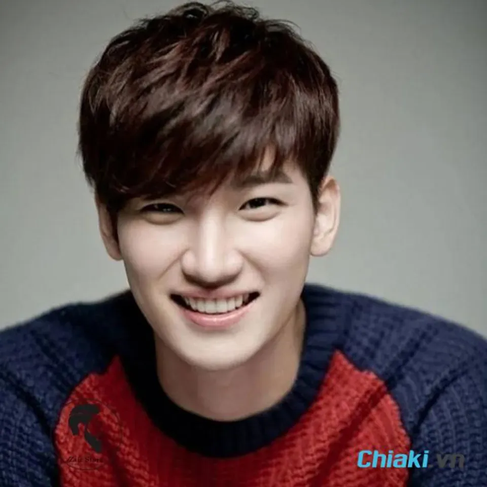 Kiểu tóc layer nam mái chéo