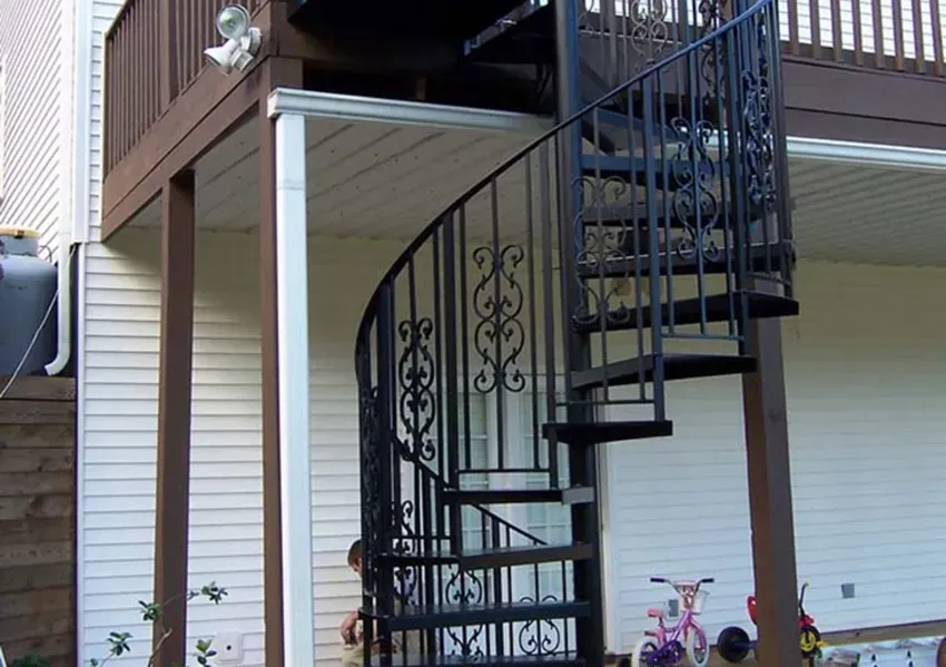 Lan can cầu thang bàng sắt hộp