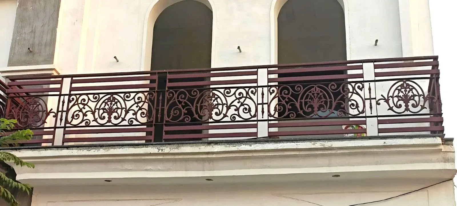 Lan can sắt ban công bền, không rỉ sét