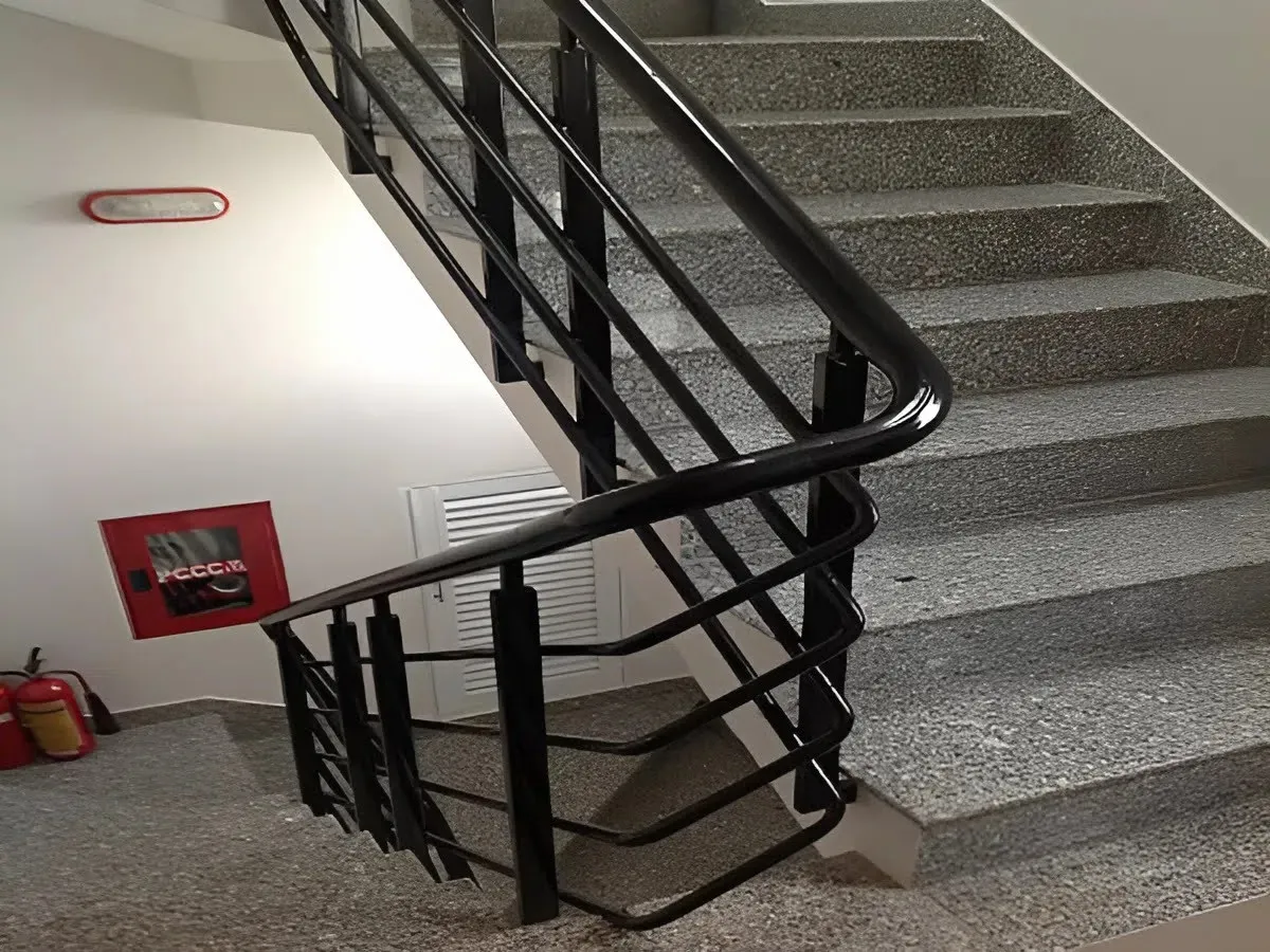 Lan can sắt hộp đẹp