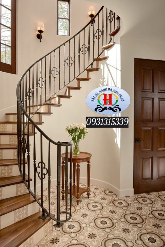 Cầu Thang Sắt Lan Can Kính Hiện Đại: Lựa Chọn Tinh Tế Cho Ngôi Nhà Của Bạn