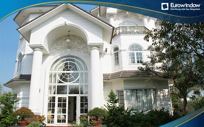 Cửa đi nhựa lõi thép 4 cánh mở quay ngoài lắp đặt tại cửa chính