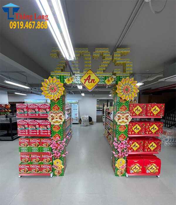 Kệ Sắt Chuyên Nghiệp: Bí Quyết Chọn Lựa Cho Cửa Hàng Tạp Hóa và Siêu Thị