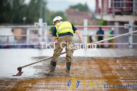 Đổ sàn bê tông với lưới thép gia cường