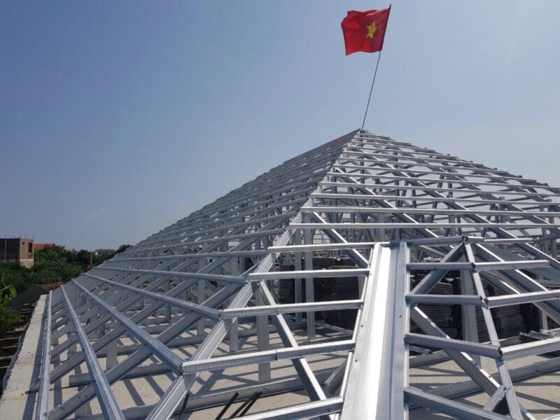 Báo Giá Thi Công Khung Kèo Thép Mái Ngói Chất Lượng Cao 2024