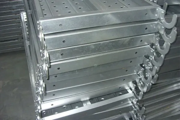 Chi tiết hệ thống thanh la gia cường và móc khóa