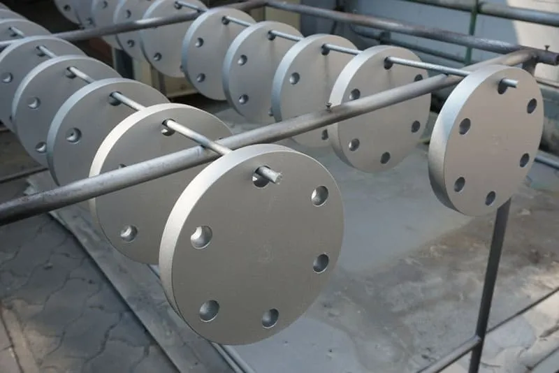 Mặt bích mù trong lắp đặt đường ống