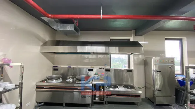 Mặt đứng khu bếp nấu sử dụng điện năng an toàn trong bếp ăn công nghiệp tại Hà Nội