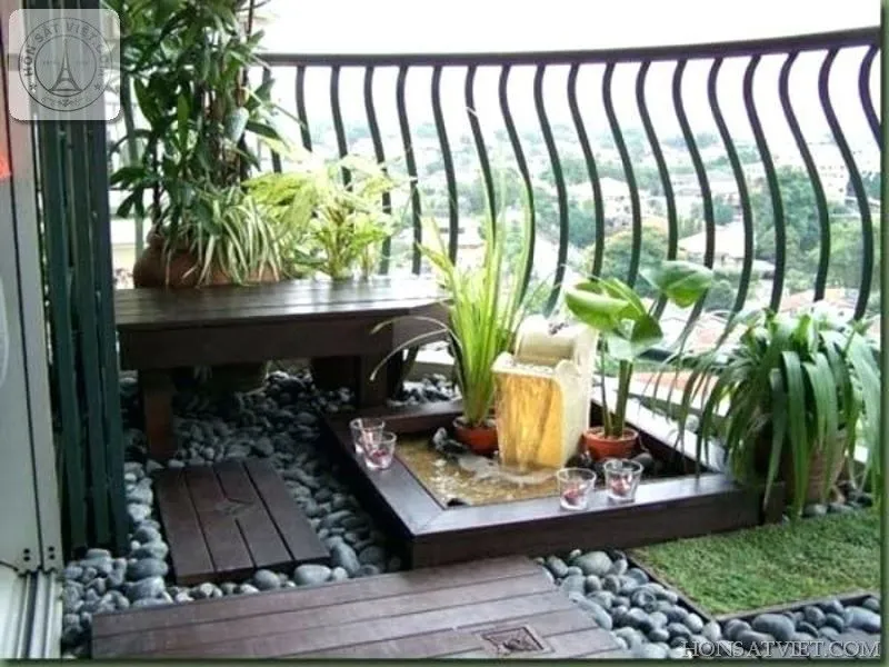 Lan can ban công chung cư cao tầng với thiết kế an toàn và tầm nhìn đẹp