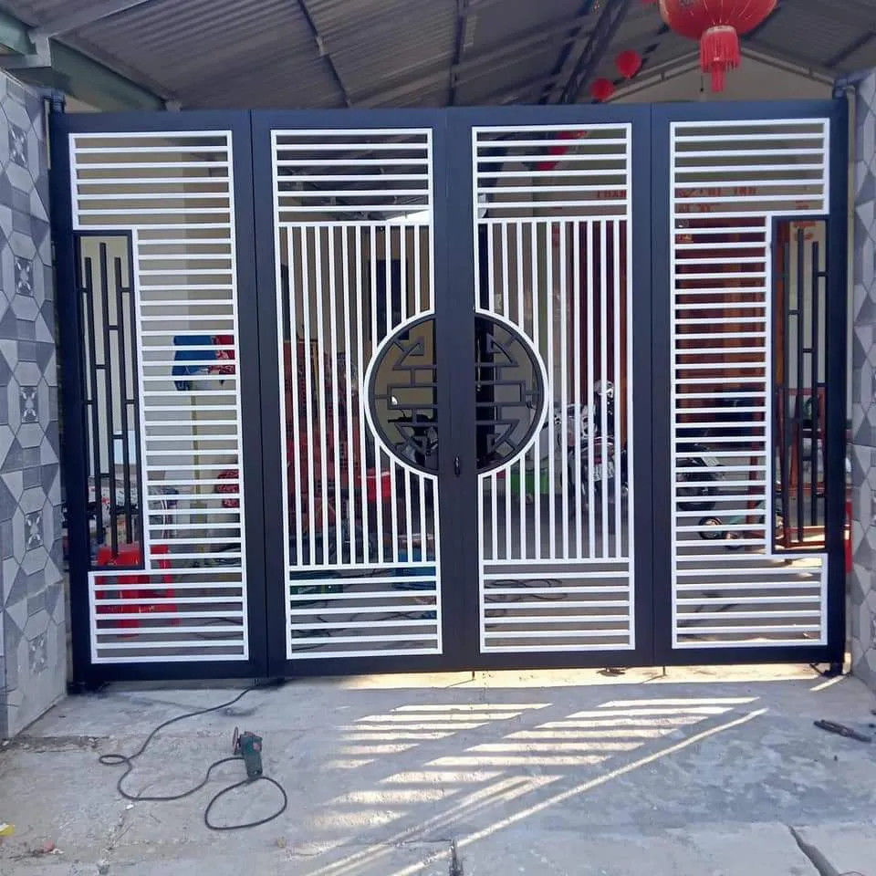 Mẫu cửa cổng sắt 4 cánh đẹp nhất có thể tham khảo