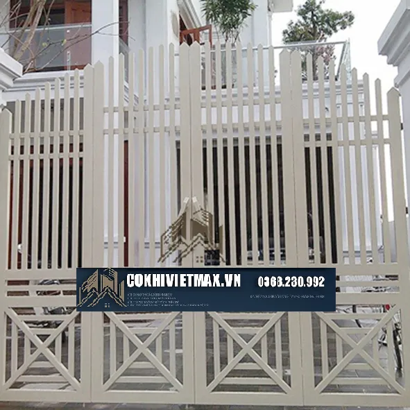 Mẫu cổng sắt hộp đơn giản và hiện đại