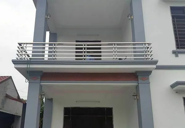 mau lan can inox ban cong 15