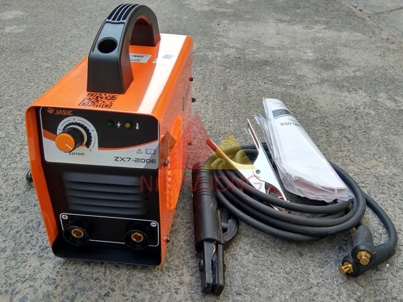 Máy hàn que ZX7-200E Jasic