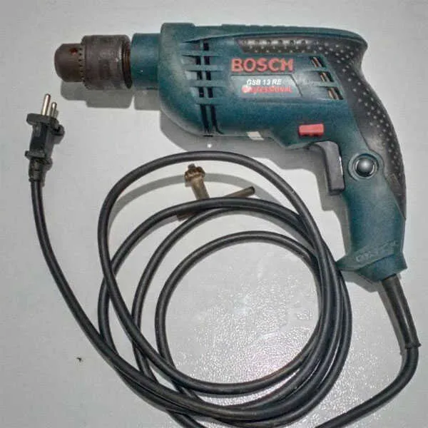 Máy khoan bê tông cũ chất lượng cao tại cửa hàng Hoàng Hải Đà Nẵng