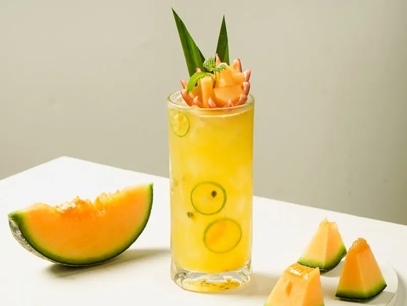 Nước ép chanh dây và dưa lưới