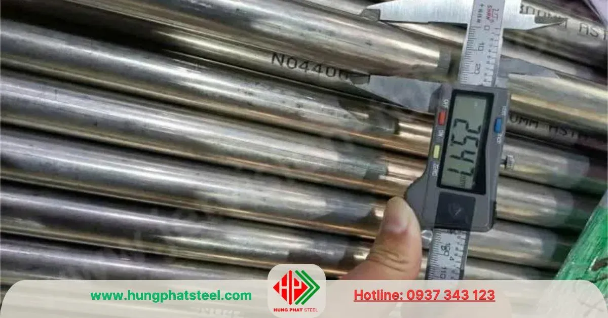 Kho hàng ống inox 304 phi 25 tại Thép Đại Phát Lộc