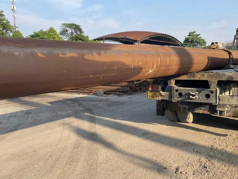 Vận chuyển ống thép kích thước lớn