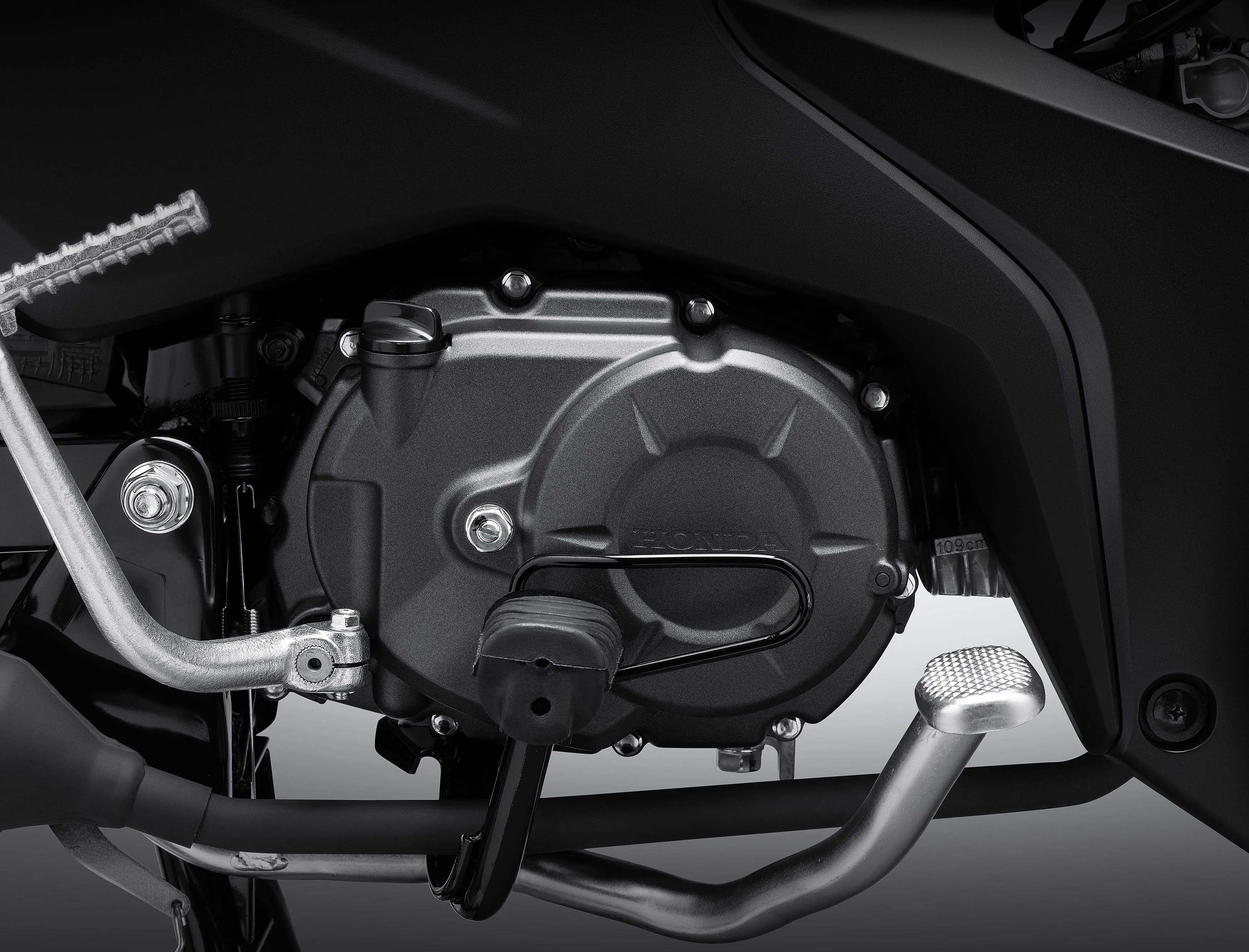 Khối động cơ 110cc mạnh mẽ và bền bỉ của dòng xe Wave Alpha