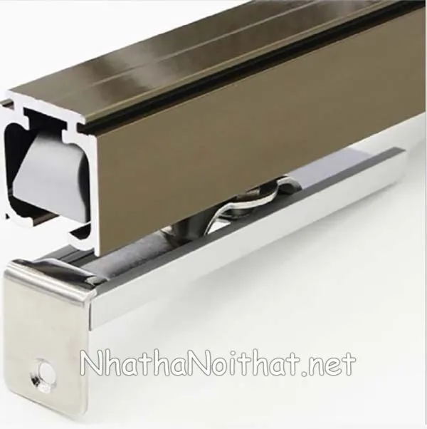 Phụ kiện ray cổng sắt lùa