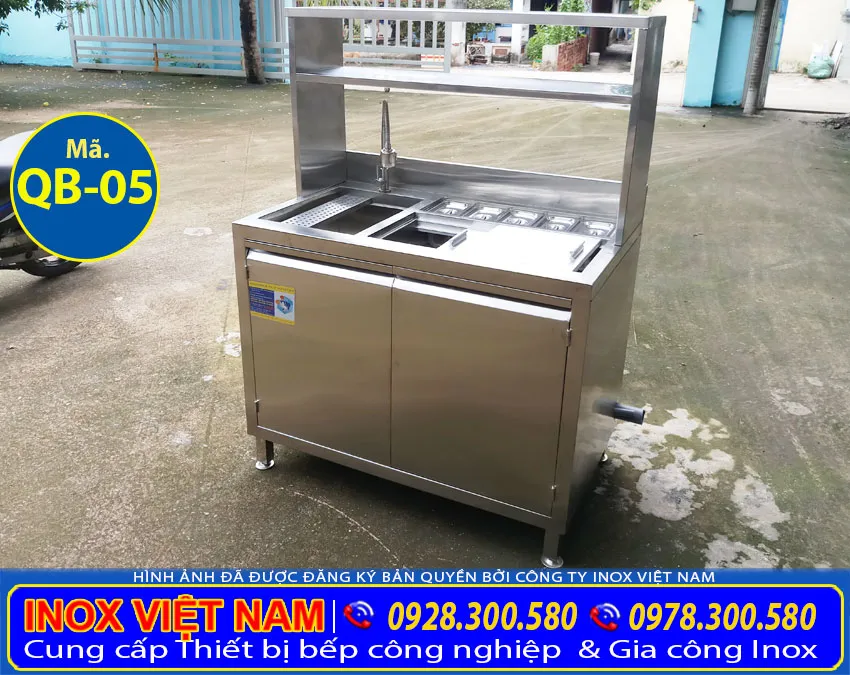 Kích thước quầy pha chế trà sữa, quầy bar mini QB-05 nhỏ gọn phù hợp với mọi không gian (Ảnh thật tế).