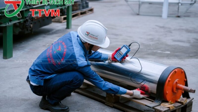 Tìm Hiểu Chi Tiết Về Bình Lọc Dầu Inox 304: Cấu Tạo, Ứng Dụng và Lợi Ích