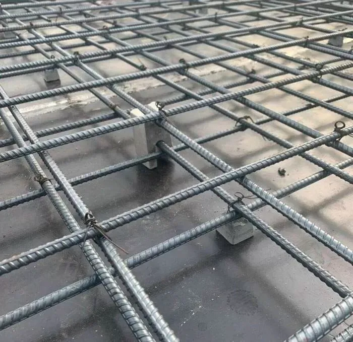 Hình ảnh chi tiết bố trí thép sàn phi 10 2 lớp