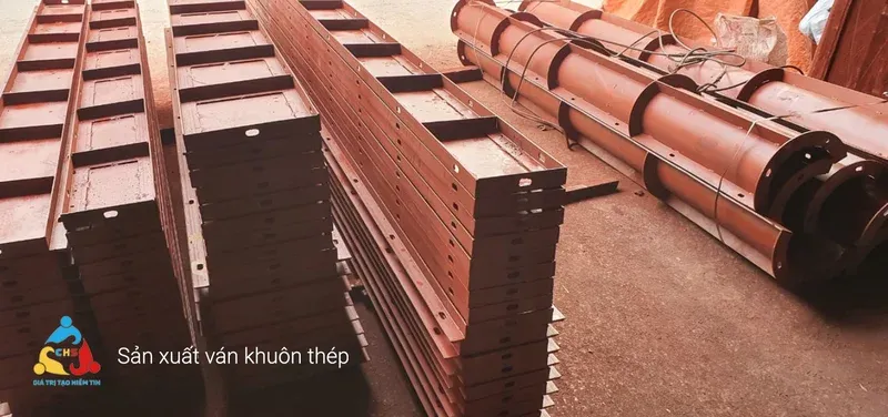 sản xuất ván khuôn thép