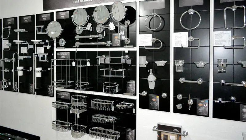 Showroom phụ kiện phòng tắm inox