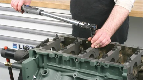 Minh họa cấu trúc ren bu lông hệ inch với các loại UNC, UNF, UNEF