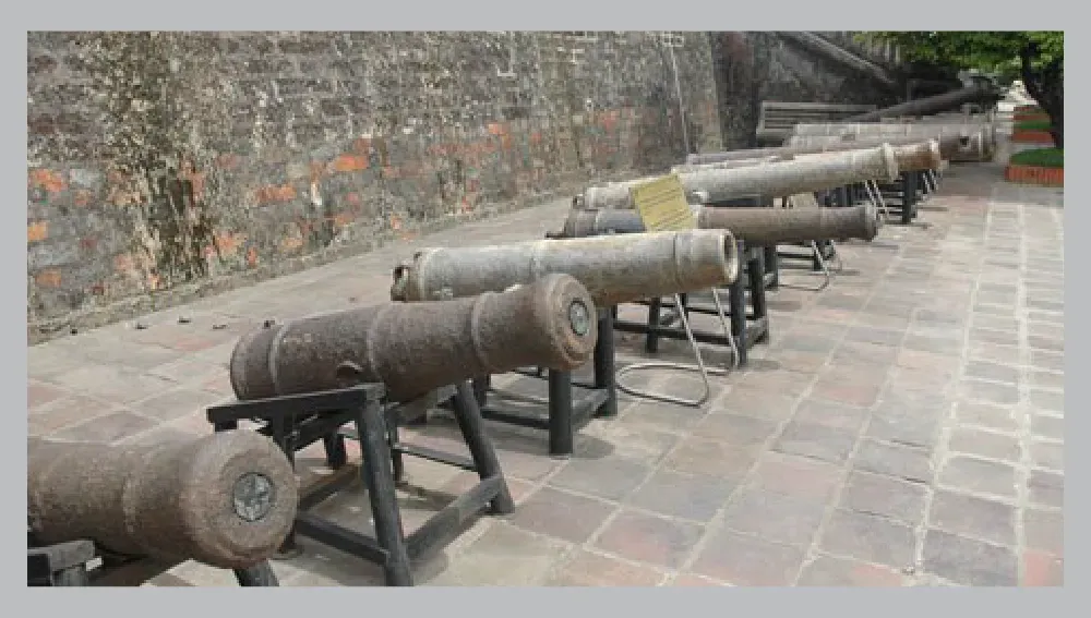 Mô hình súng Thần Cơ, một trong những phát minh của người việt trong lĩnh vực quân sự cổ đại.