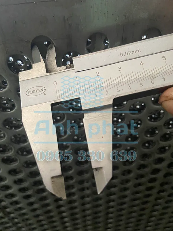 Tấm Inox đục lỗ