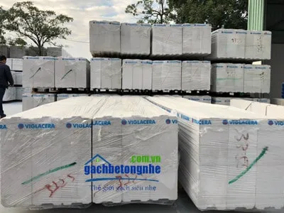 Tấm panel bê tông khí ALC không lõi thép tại nhà máy Viglacera