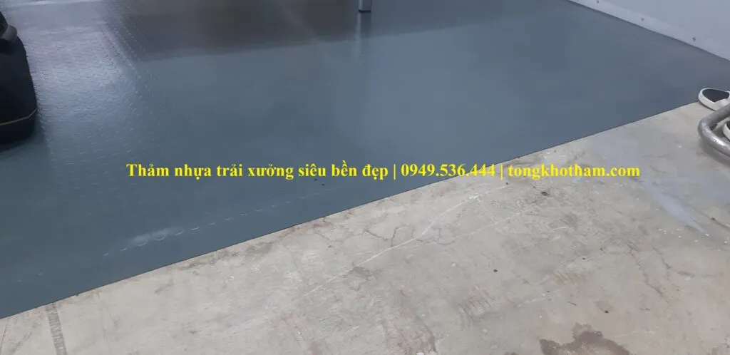 thảm nhựa trải xưởng 02