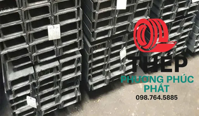 Thép định hình chữ U tại kho