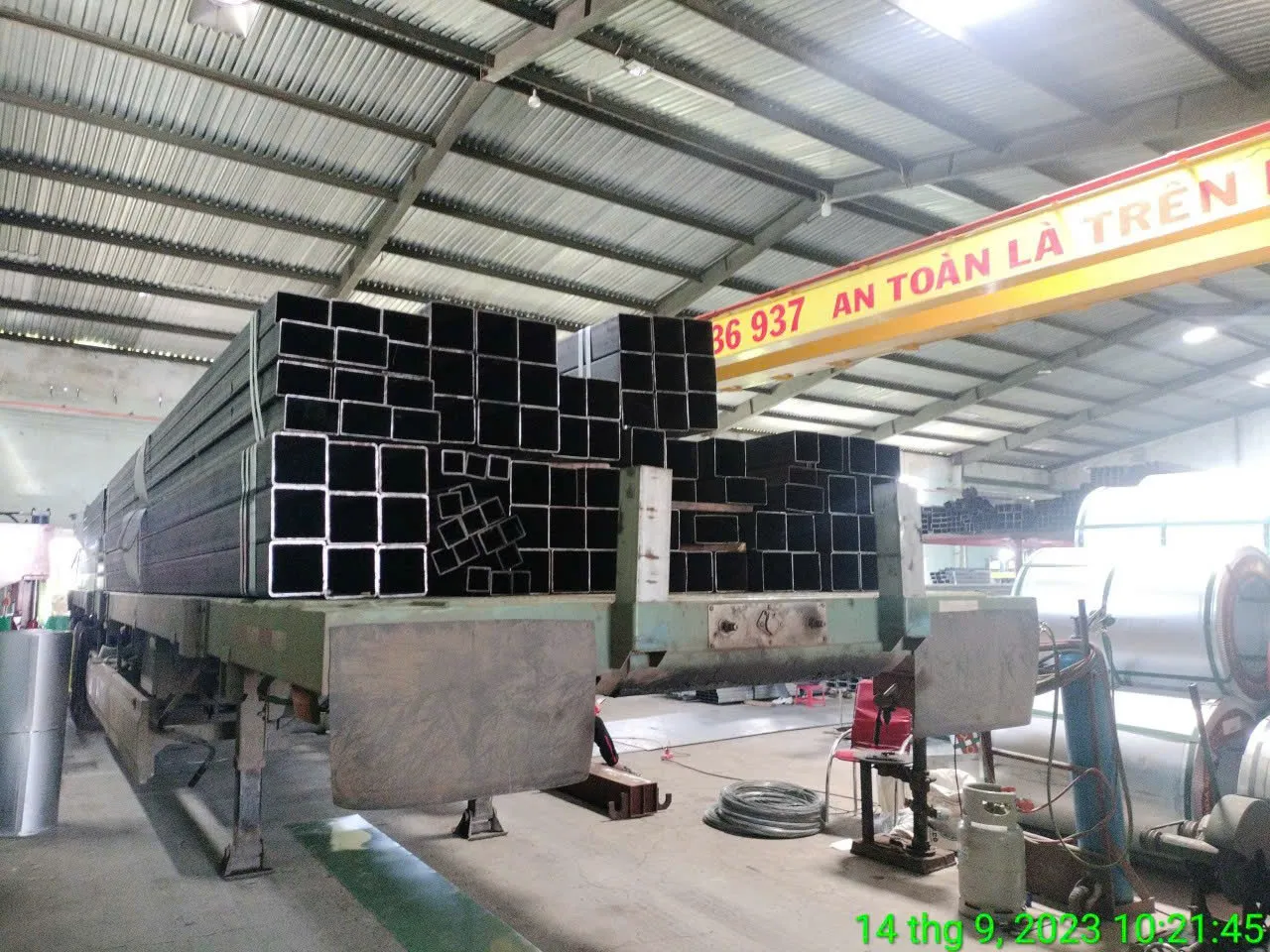 Thép hộp vuông đen tại Sáng Chinh STEEL