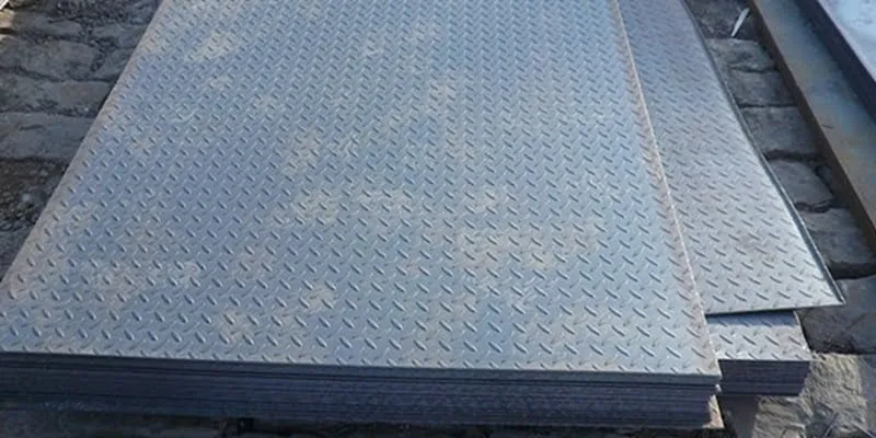 Thép tấm gân chống trượt hay còn gọi là thép tấm nhám