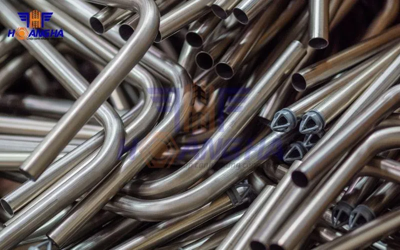 So sánh chi tiết giữa thép trắng và inox