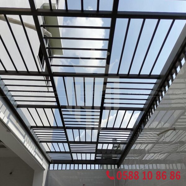 Khung Sắt Bảo Vệ Giếng Trời: Lựa Chọn Tối Ưu Cho Ngôi Nhà Của Bạn