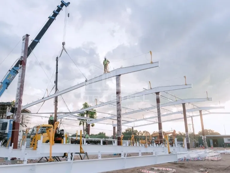 Thi công khung nhà thép tiền chế