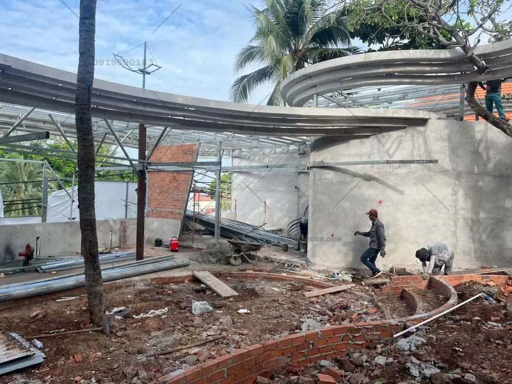 Thi công tạo hình quán cafe 2 tầng