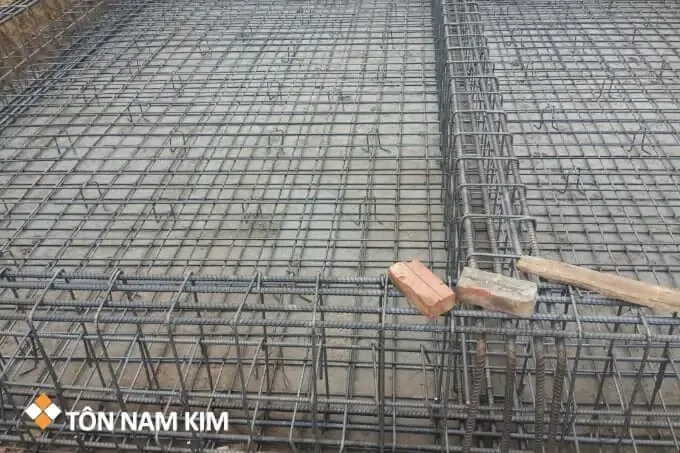 thi công thép sàn hai lớp