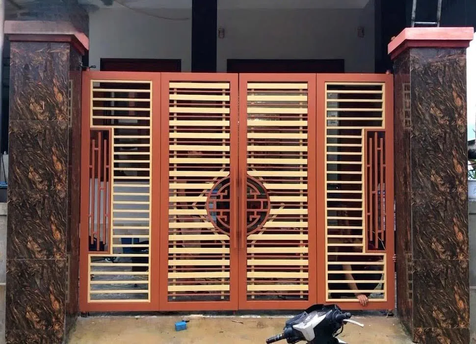 Thiết kế cổng sắt hộp 4 cánh đơn giản