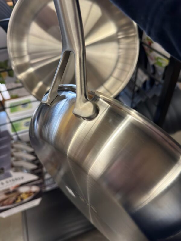 Chảo Thép Carbon Có Tốt Không: Đánh Giá Toàn Diện Cho Căn Bếp Hiện Đại