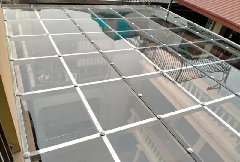 Mái Hiên Sắt Nghệ Thuật: Giải Pháp Tối Ưu Cho Công Trình Hiện Đại