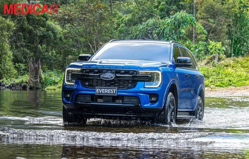 xe Ford Everest 2026