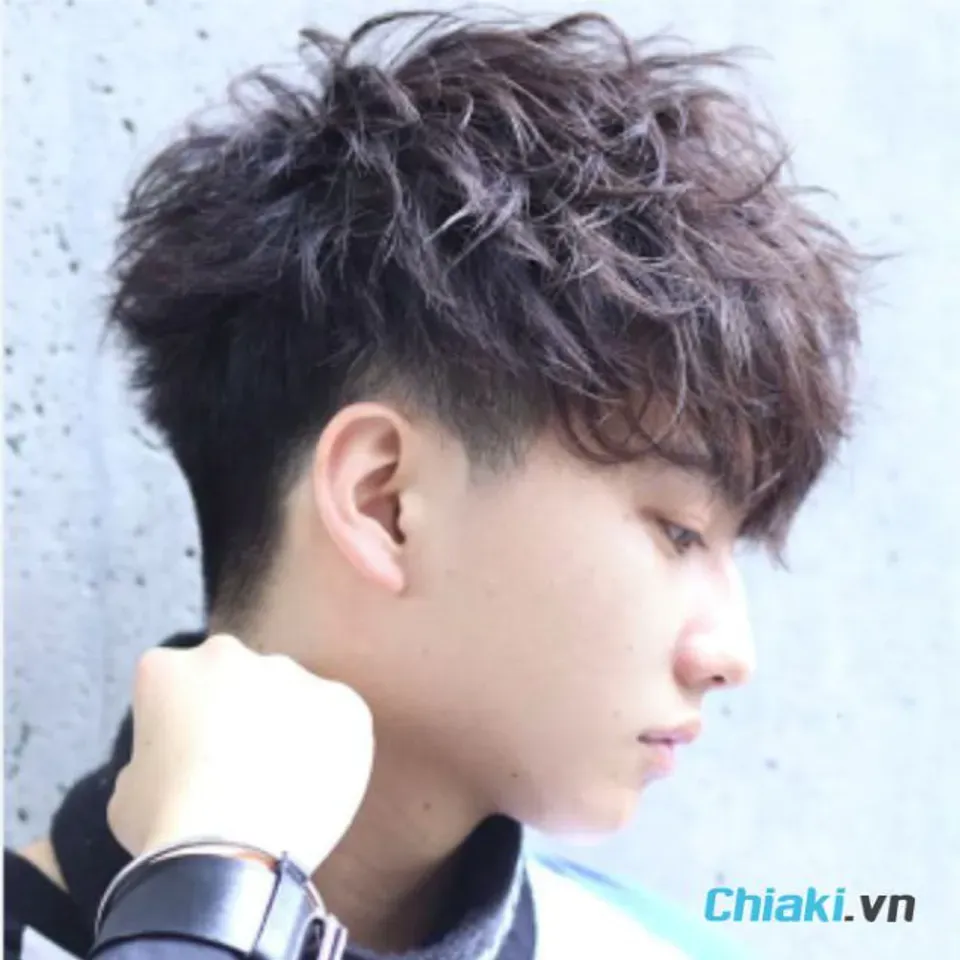 Tóc layer uốn chữ S