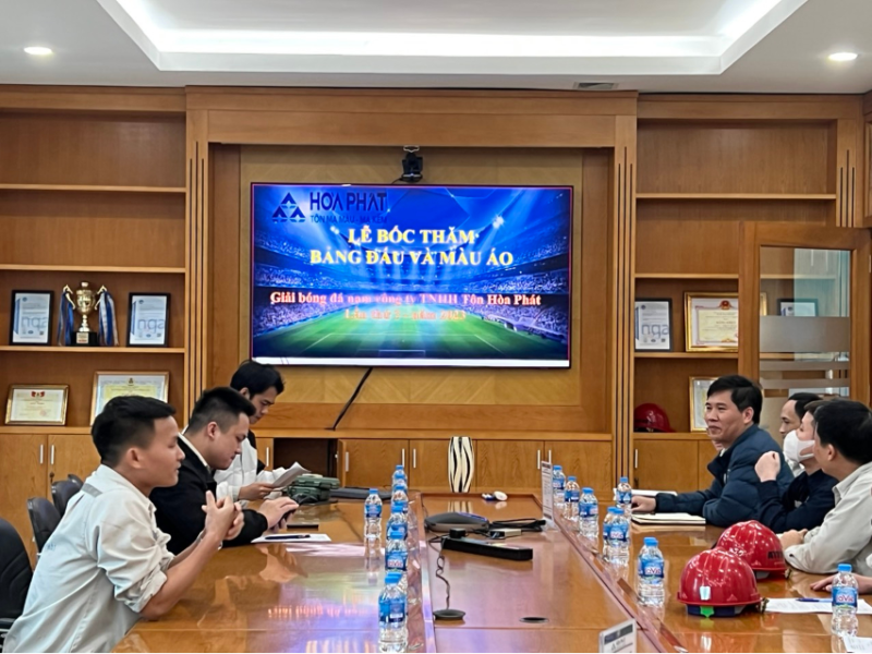 Bảng Giá Thép Hòa Phát Tại Huế Cập Nhật Mới Nhất 2024: Thông Tin Chi Tiết Cho Nhà Thầu & Người Tiêu Dùng