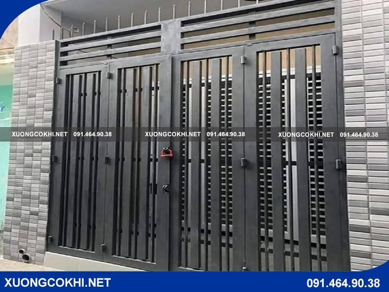 Mẫu cửa sắt lùa 4 cánh hiện đại, tối giản