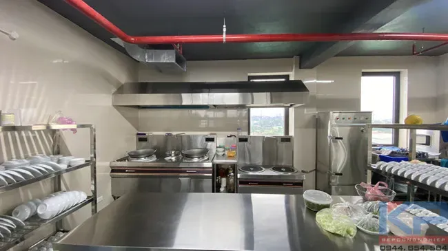 Tổng quan không gian bếp ăn công nghiệp tại Hà Nội phục vụ nhân viên