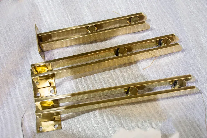 Trụ cầu thang inox vàng